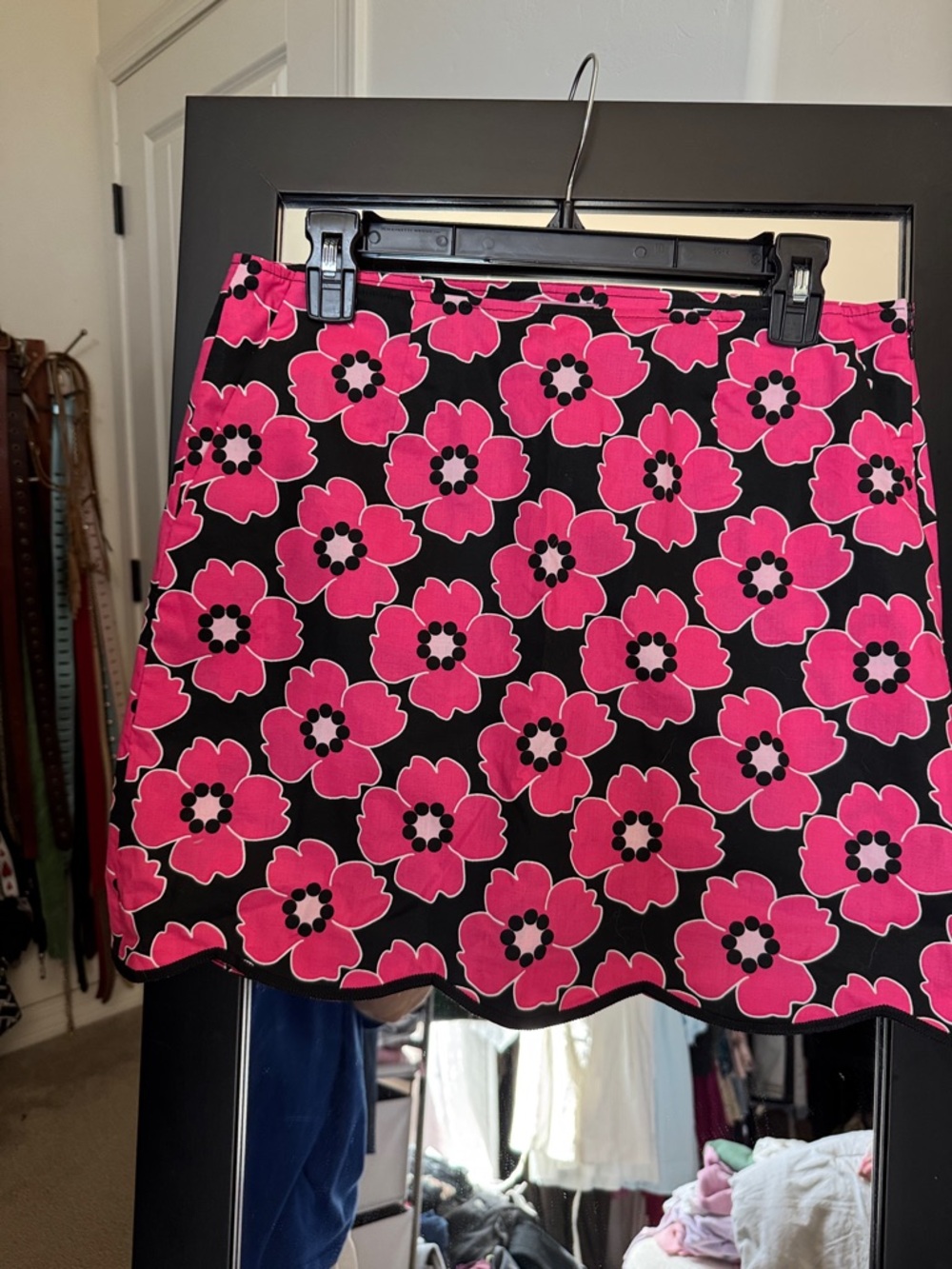 Golfing NWT Floral Pink Scalloped Hem Wanderlust Skort- size 4